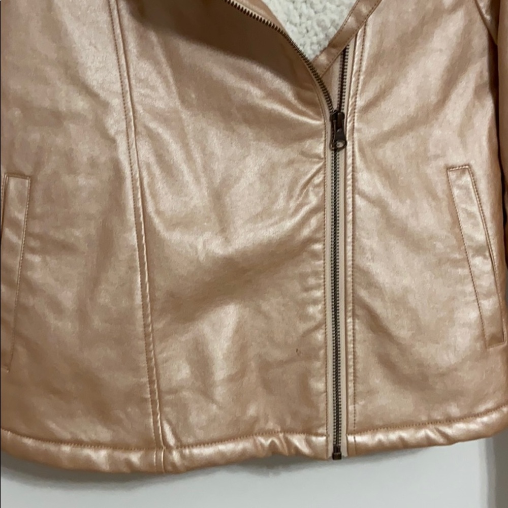 💖 Faux Leather Jacket - Picture 3 of 7